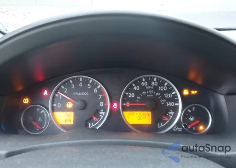 2010 Nissan Pathfinder Se from USA, damaged, VIN 5N1AR1NB0AC601852